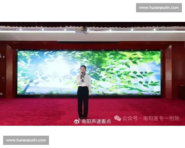 以演讲比赛标志为核心展现青年声音与时代精神的创意表达舞台魅力